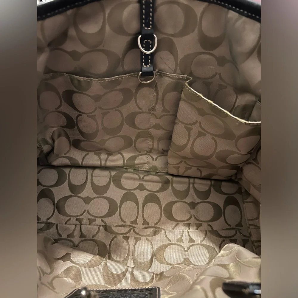 Vintage Coach Black Leather Bucket Handbag Purse No. M3S-7588 - Picture 11 of 12